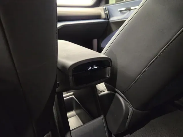 Volvo EX30 - Imagem 15