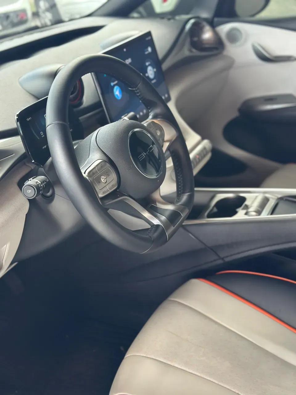 BYD Dolphin - Imagem 9