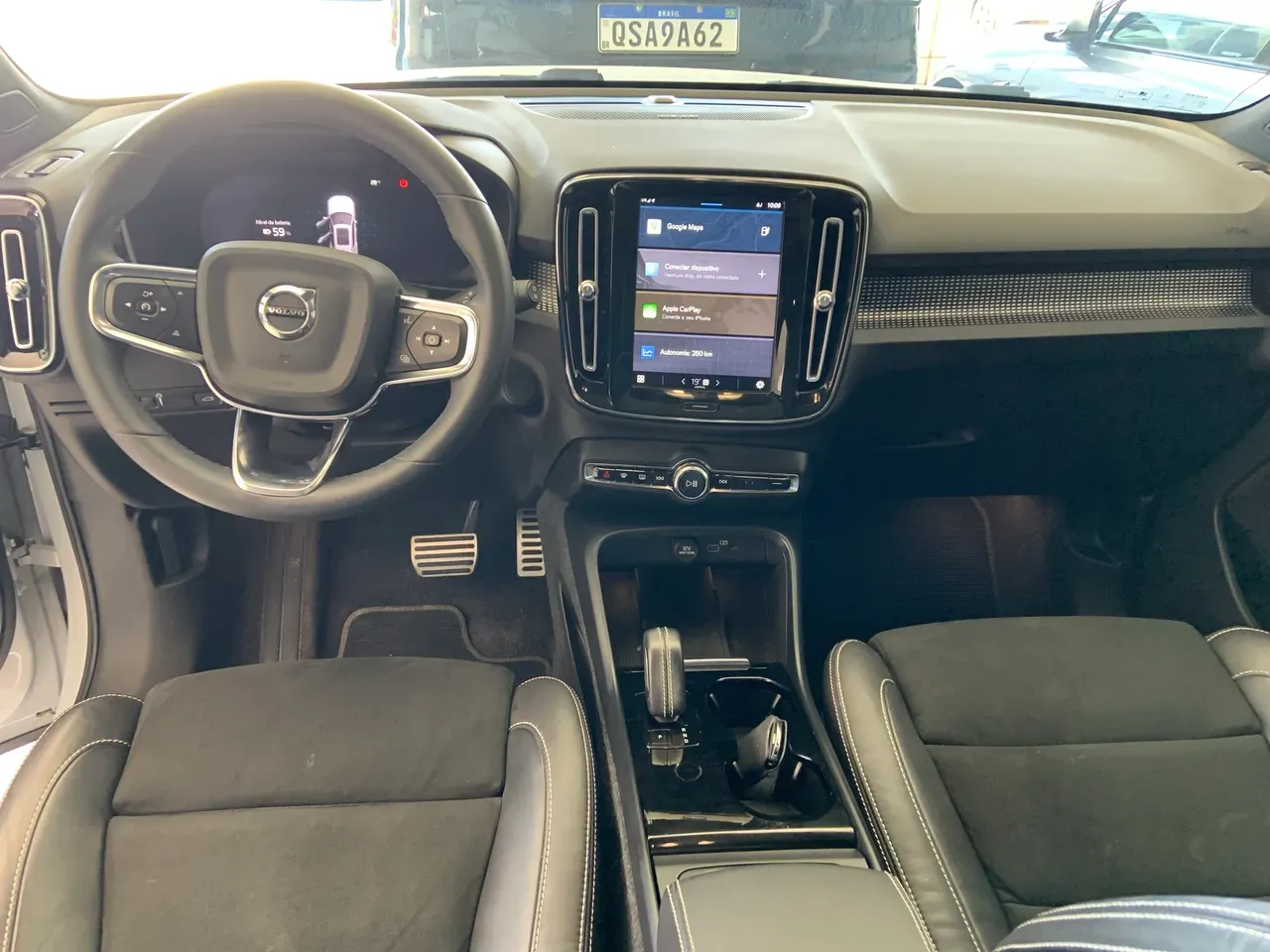 Volvo XC40 Recharge - Imagem 10