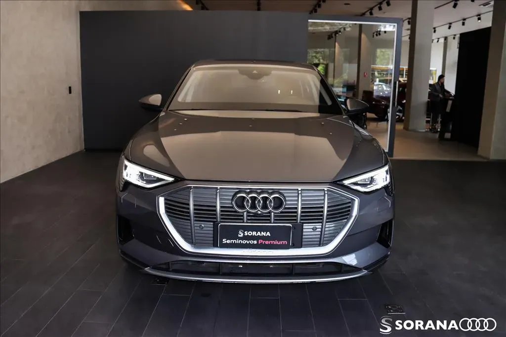 Audi E-tron Sportback - Imagem 3