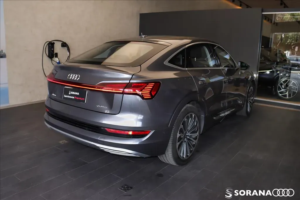 Audi E-tron Sportback - Imagem 6