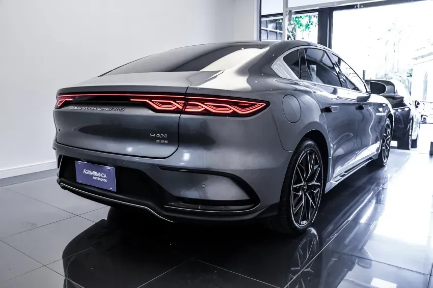 BYD Han - Imagem 10