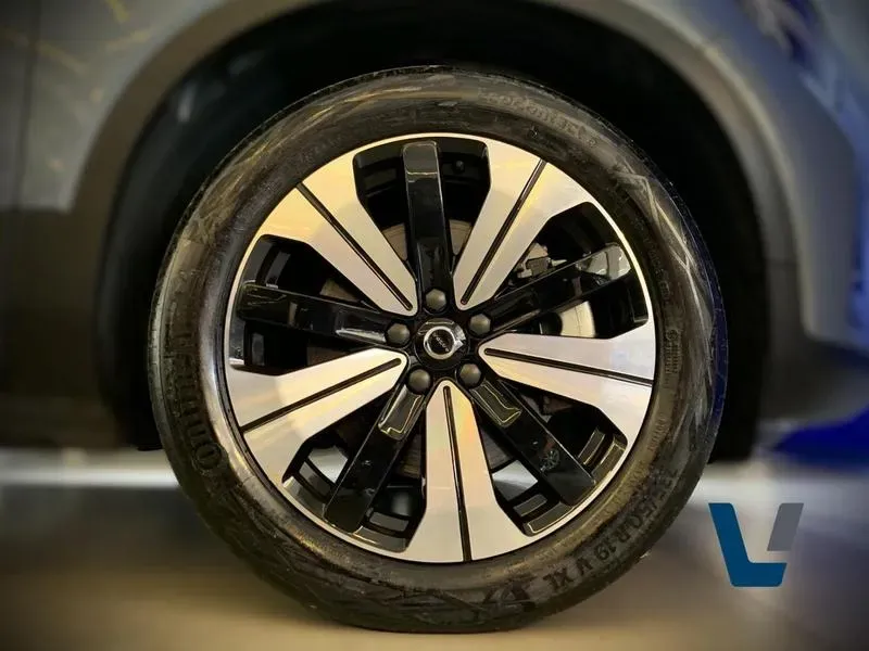 Volvo XC40 Recharge - Imagem 15