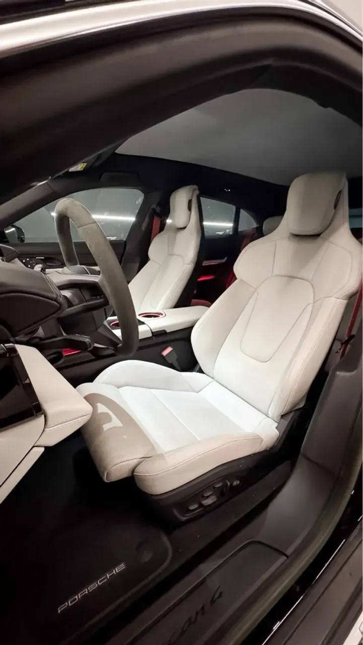 Porsche Taycan - Imagem 8