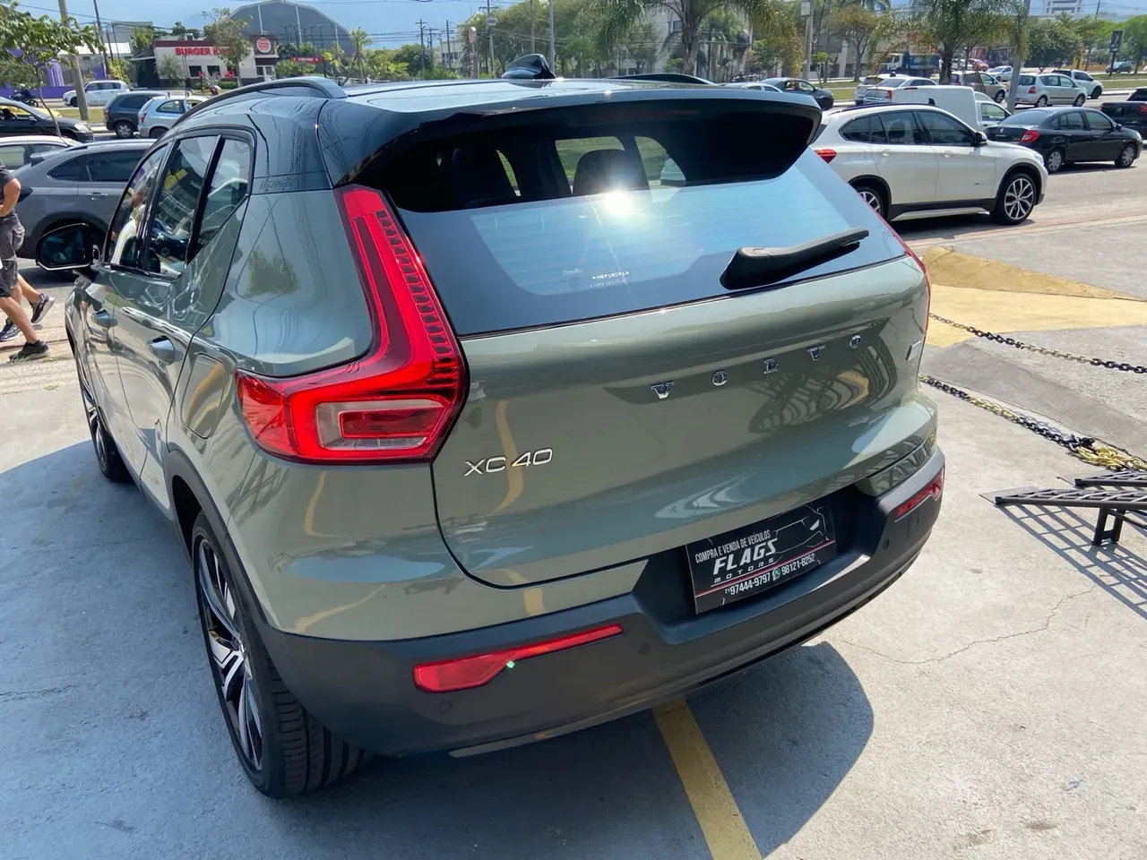 Volvo XC40 Recharge - Imagem 15