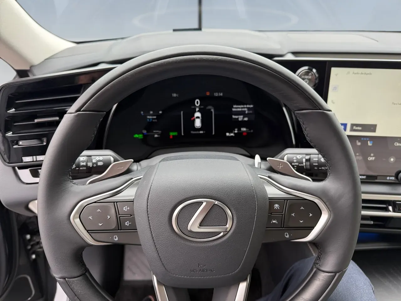 Lexus Nx 450h+ Plug-in Hybrid - Imagem 8