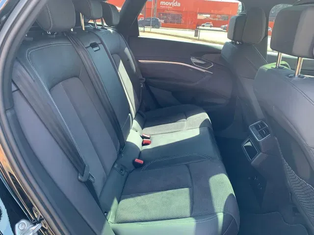 Audi Q8 E-tron - Imagem 14