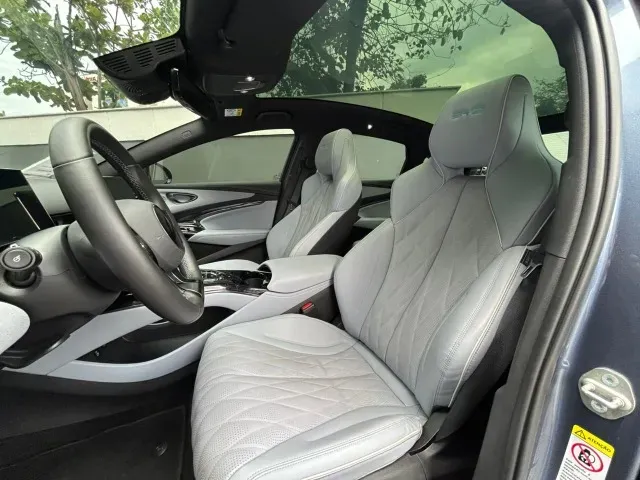 BYD Seal - Imagem 12