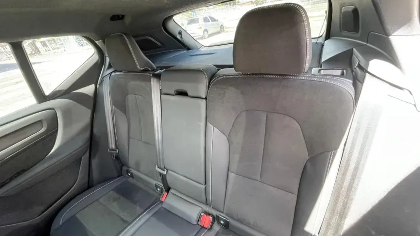 Volvo XC40 Recharge - Imagem 18