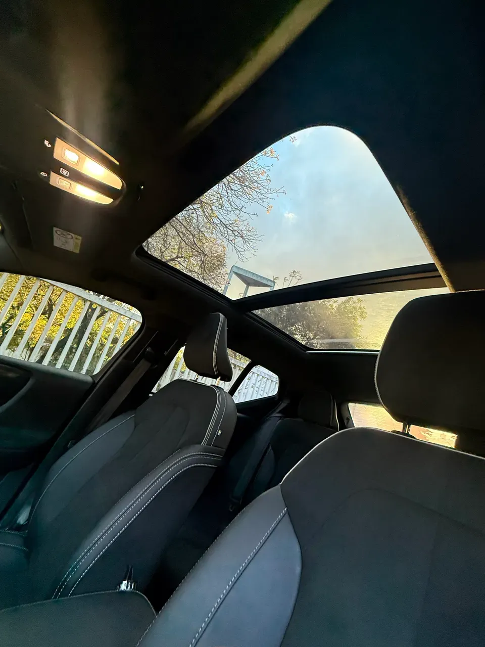 Volvo XC40 Recharge - Imagem 8