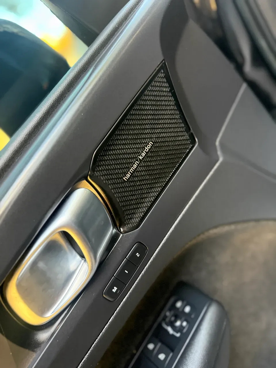 Volvo XC40 Recharge - Imagem 11