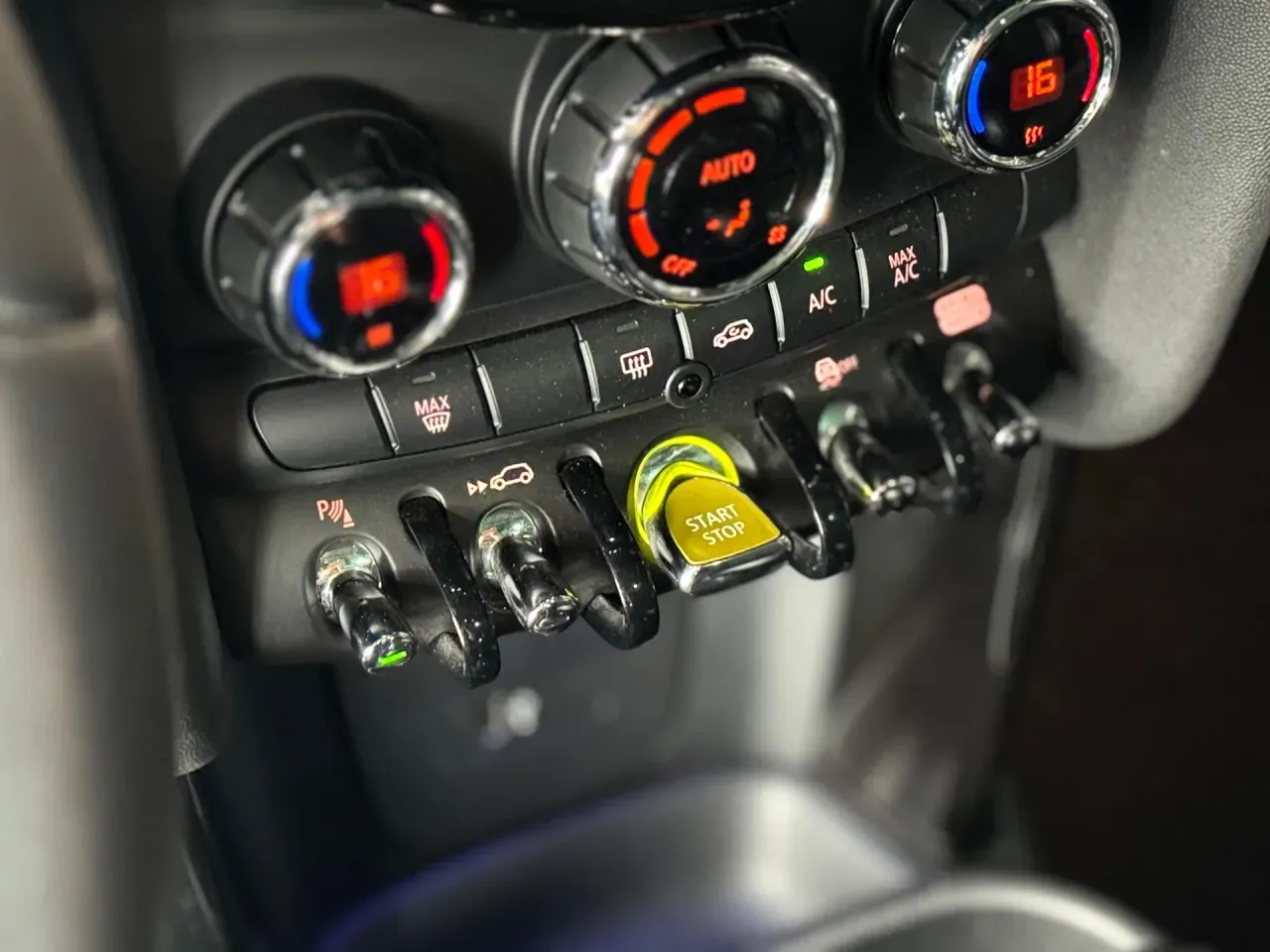 Mini CooperSE - Imagem 14