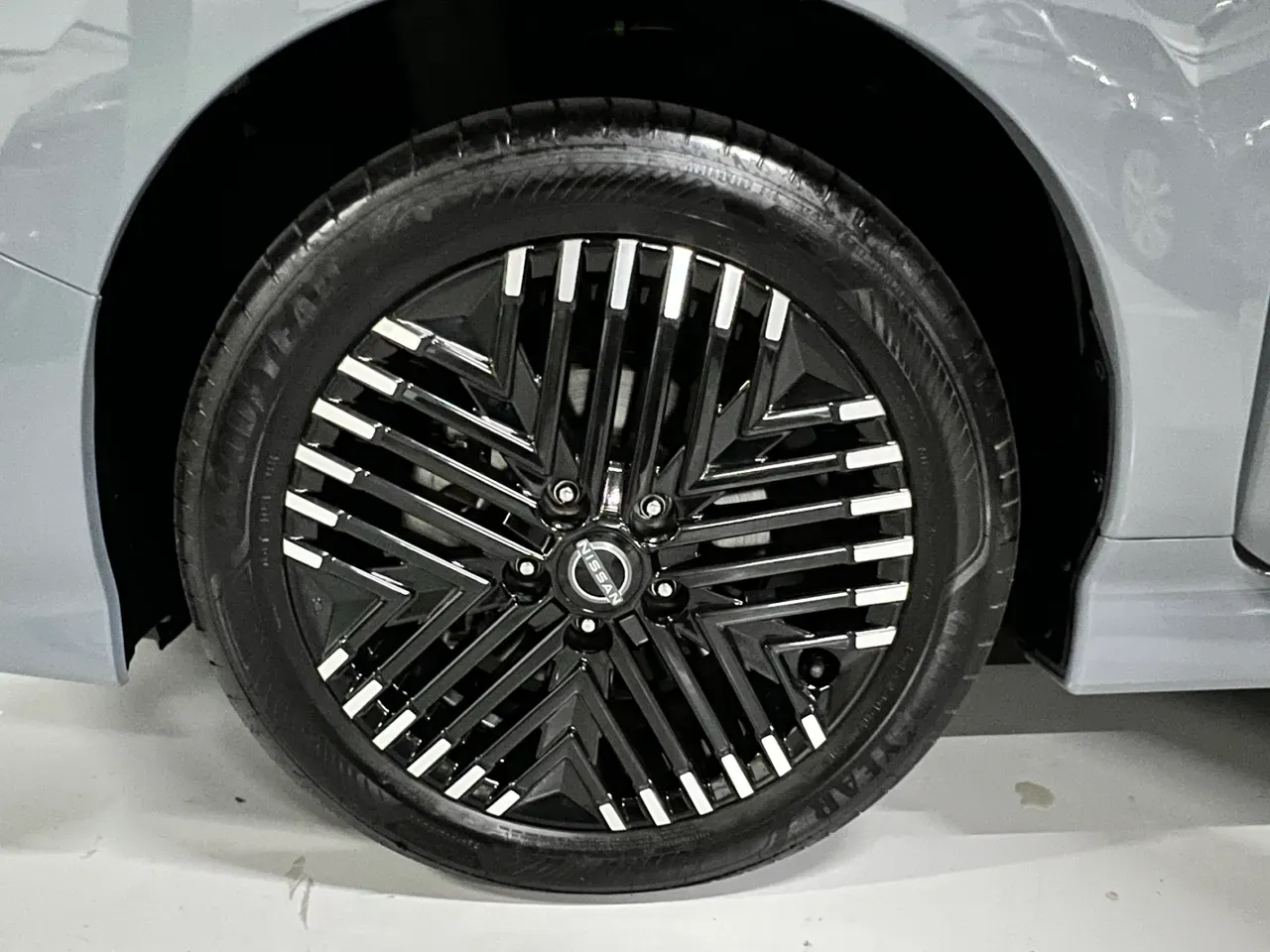 Nissan Leaf - Imagem 7