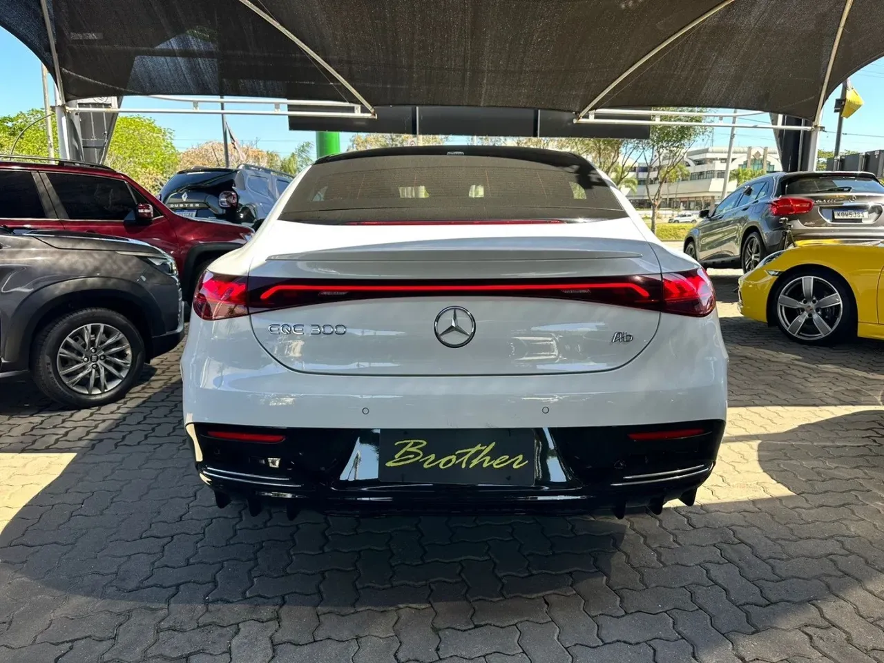 Mercedes Eqe 300 - Imagem 5