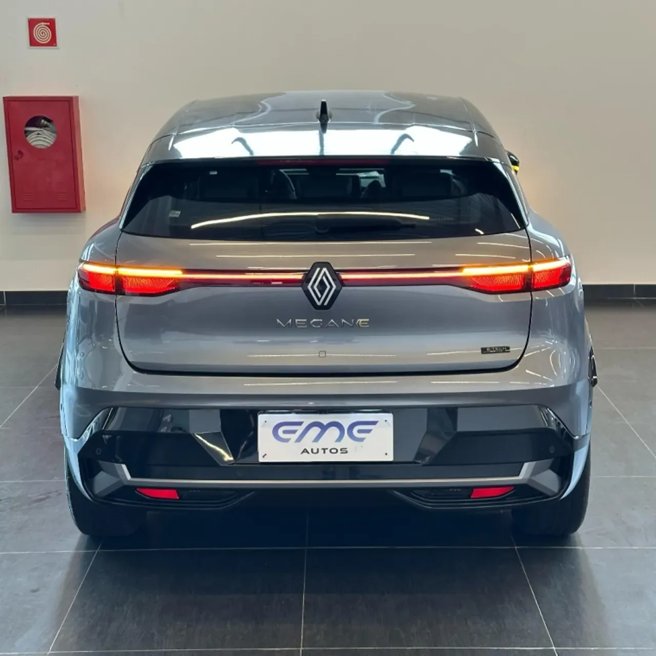 Renault Megane E-tech Electric - Imagem 6