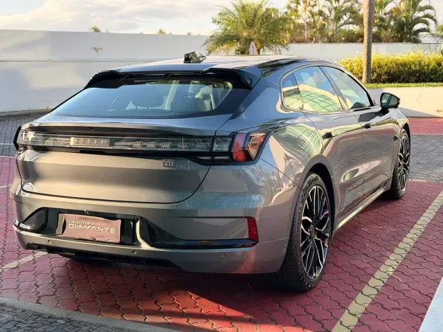 Zeekr 001 - Imagem 4