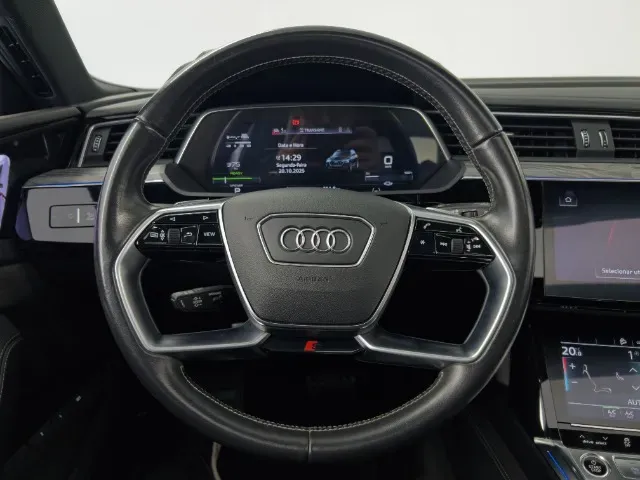 Audi E-tron - Imagem 13