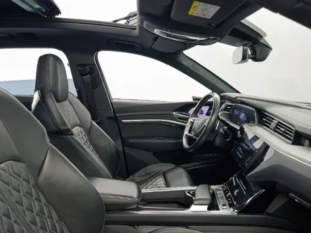 Audi E-tron - Imagem 14