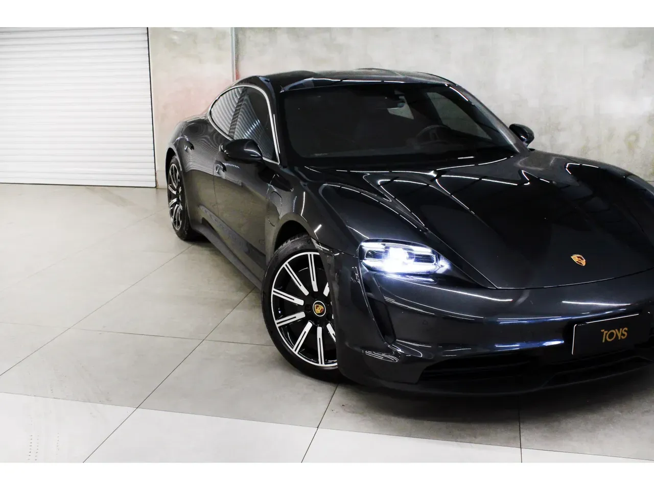 Porsche Taycan - Imagem 7