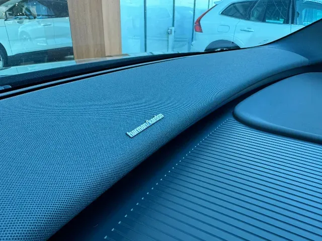 Volvo EX30 - Imagem 15