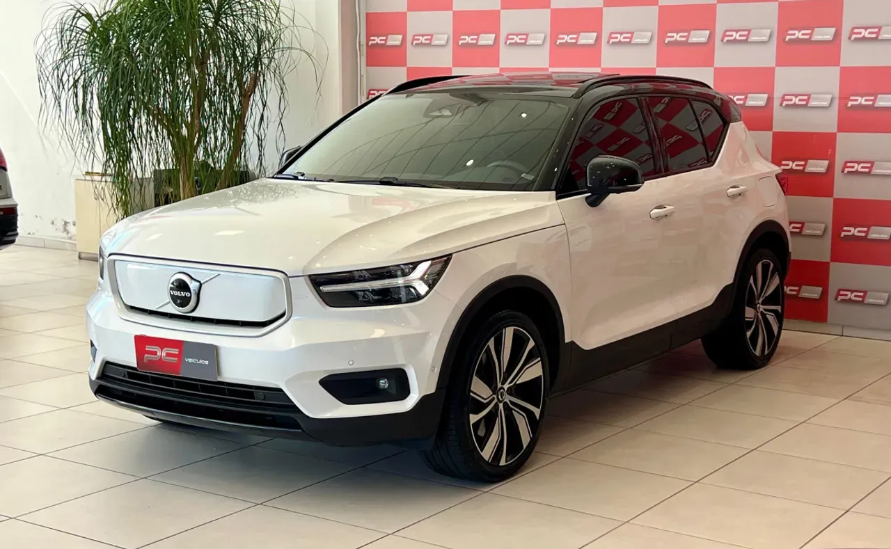 Volvo XC40 Recharge - Imagem 4