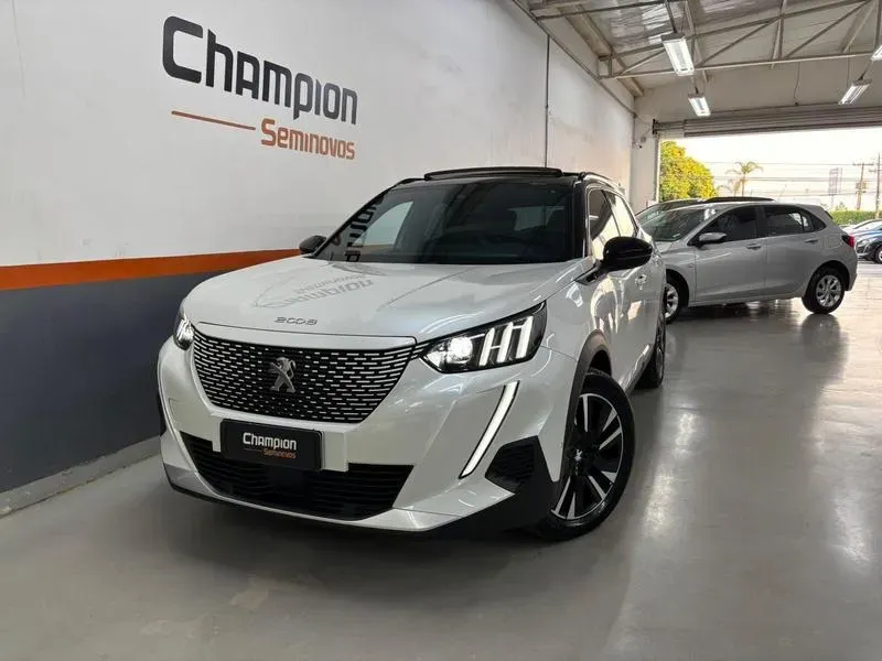 Peugeot E-2008 - Imagem 11