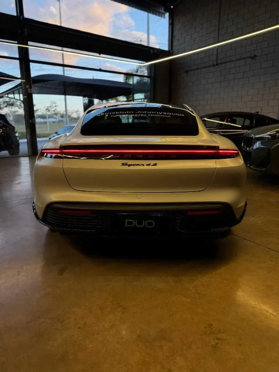 Porsche Taycan - Imagem 6