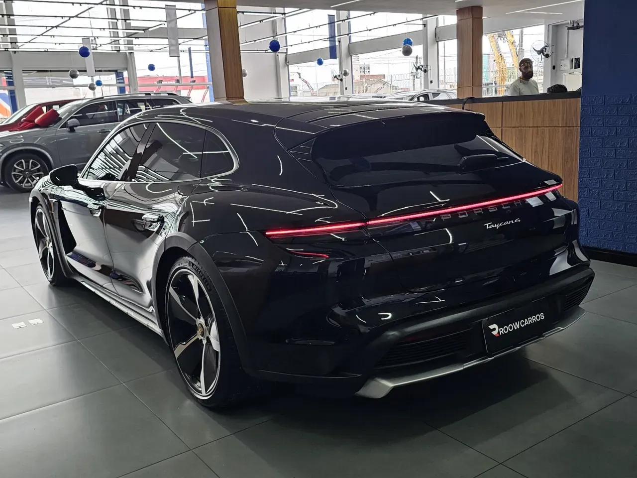 Porsche Taycan - Imagem 6