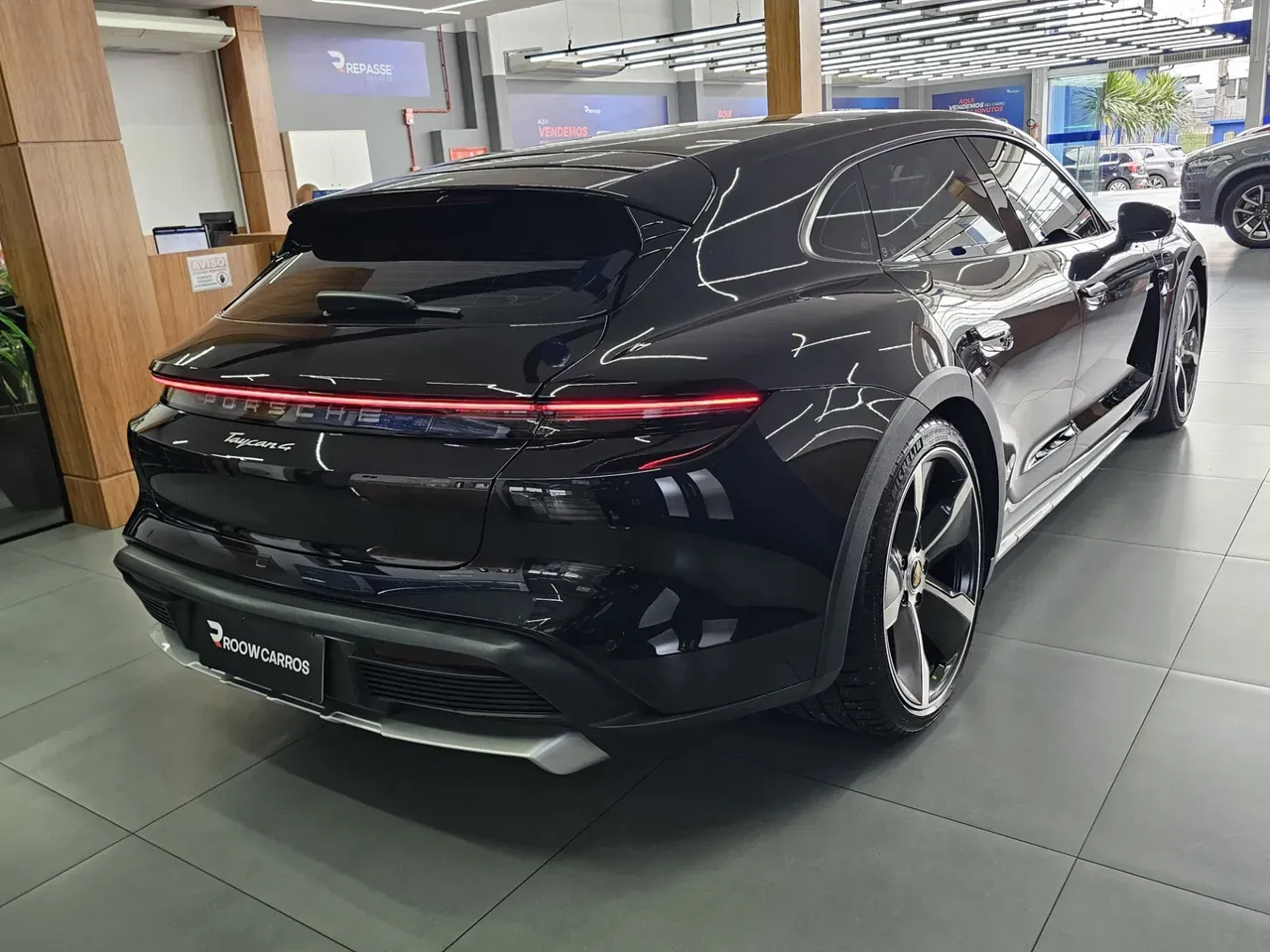 Porsche Taycan - Imagem 7