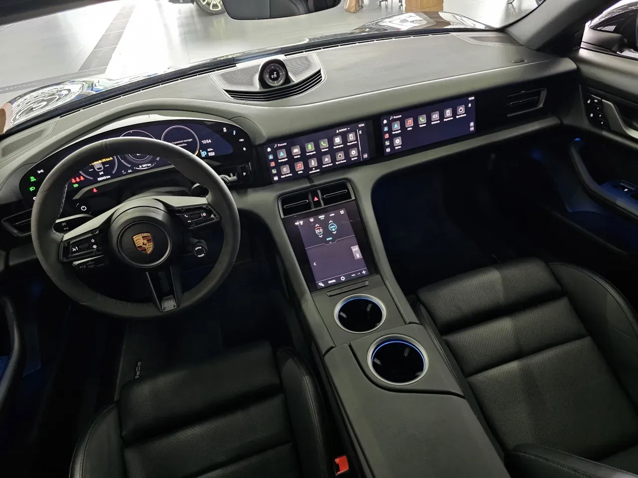 Porsche Taycan - Imagem 16