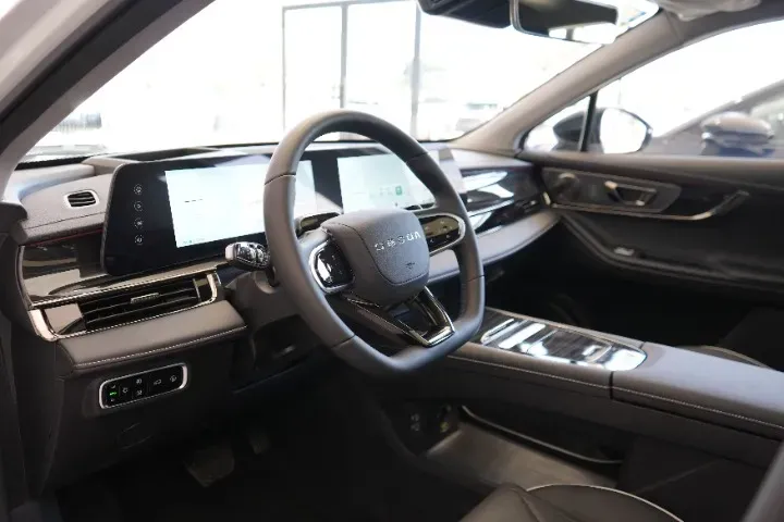 Chery Omoda E5 - Imagem 7