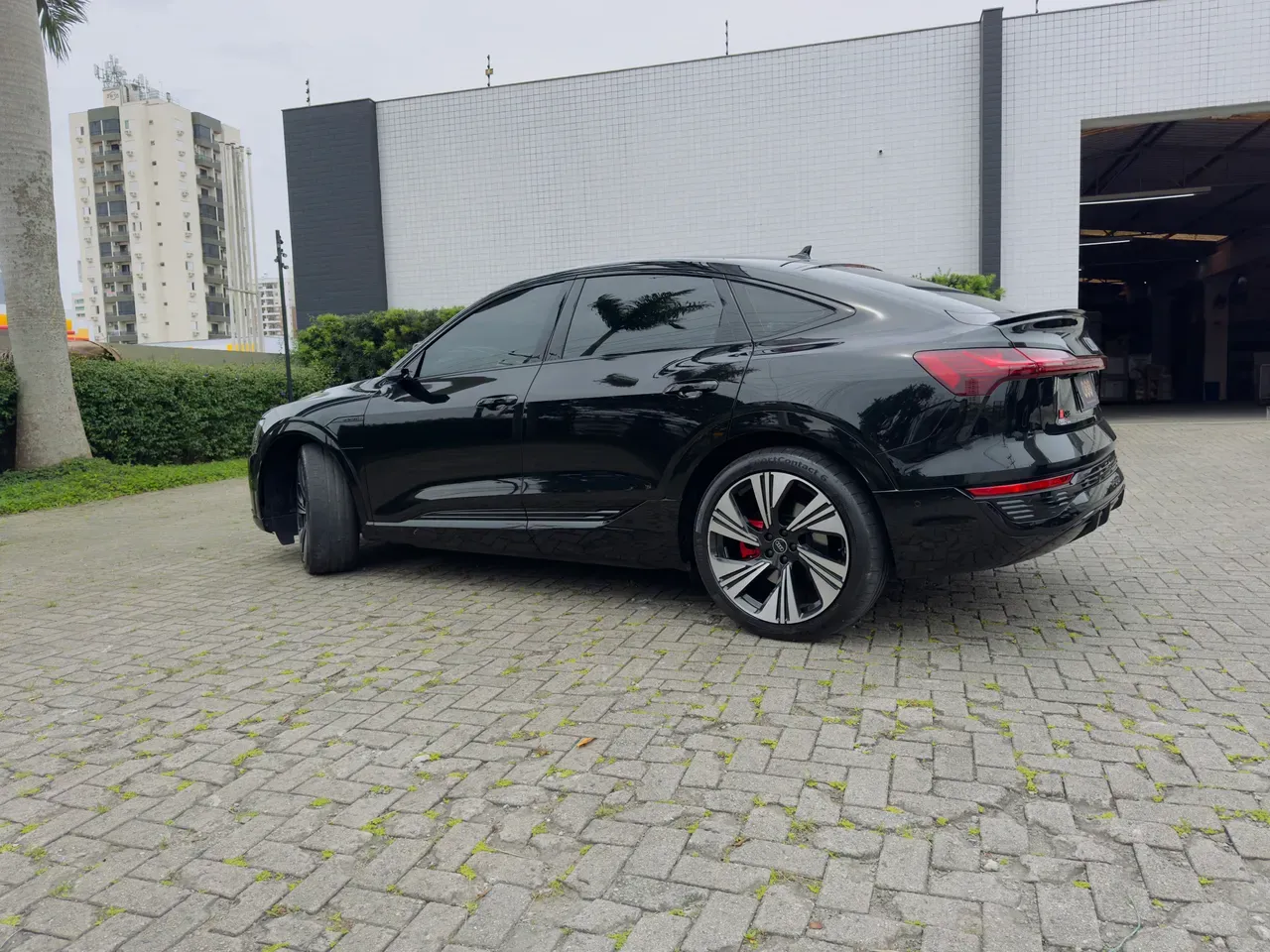 Audi Q8 E-tron - Imagem 4