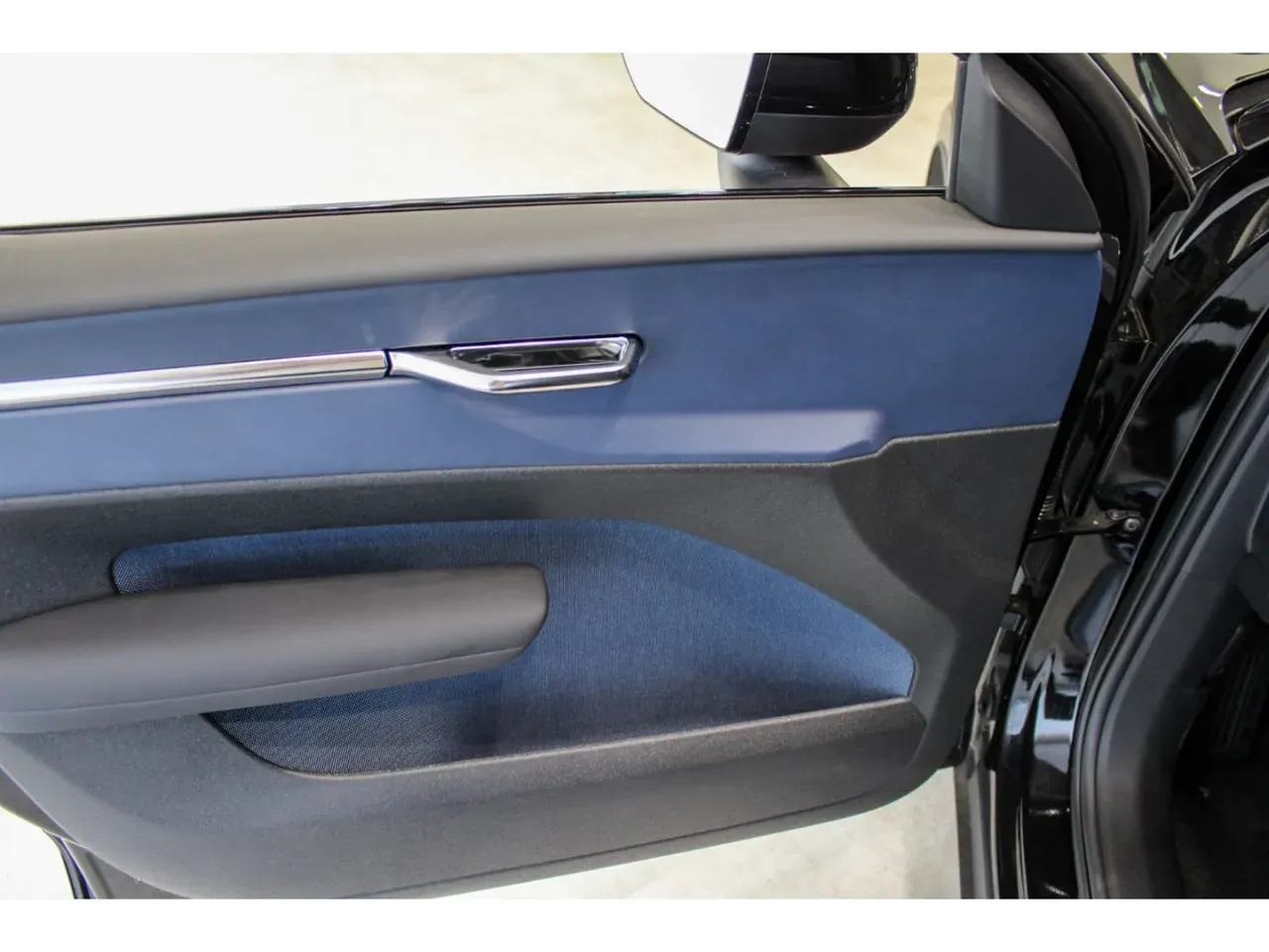 Volvo EX30 - Imagem 7