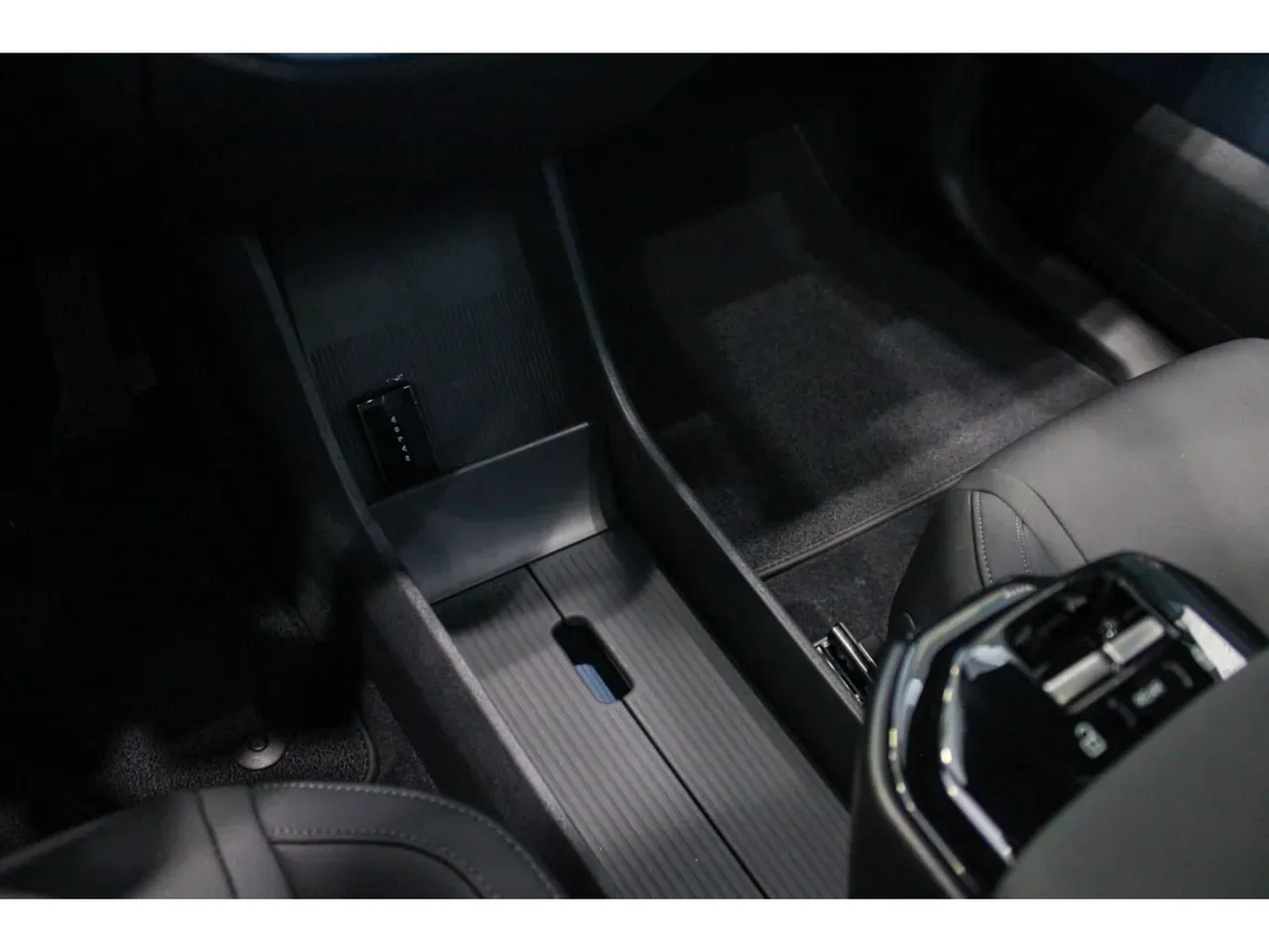 Volvo EX30 - Imagem 11