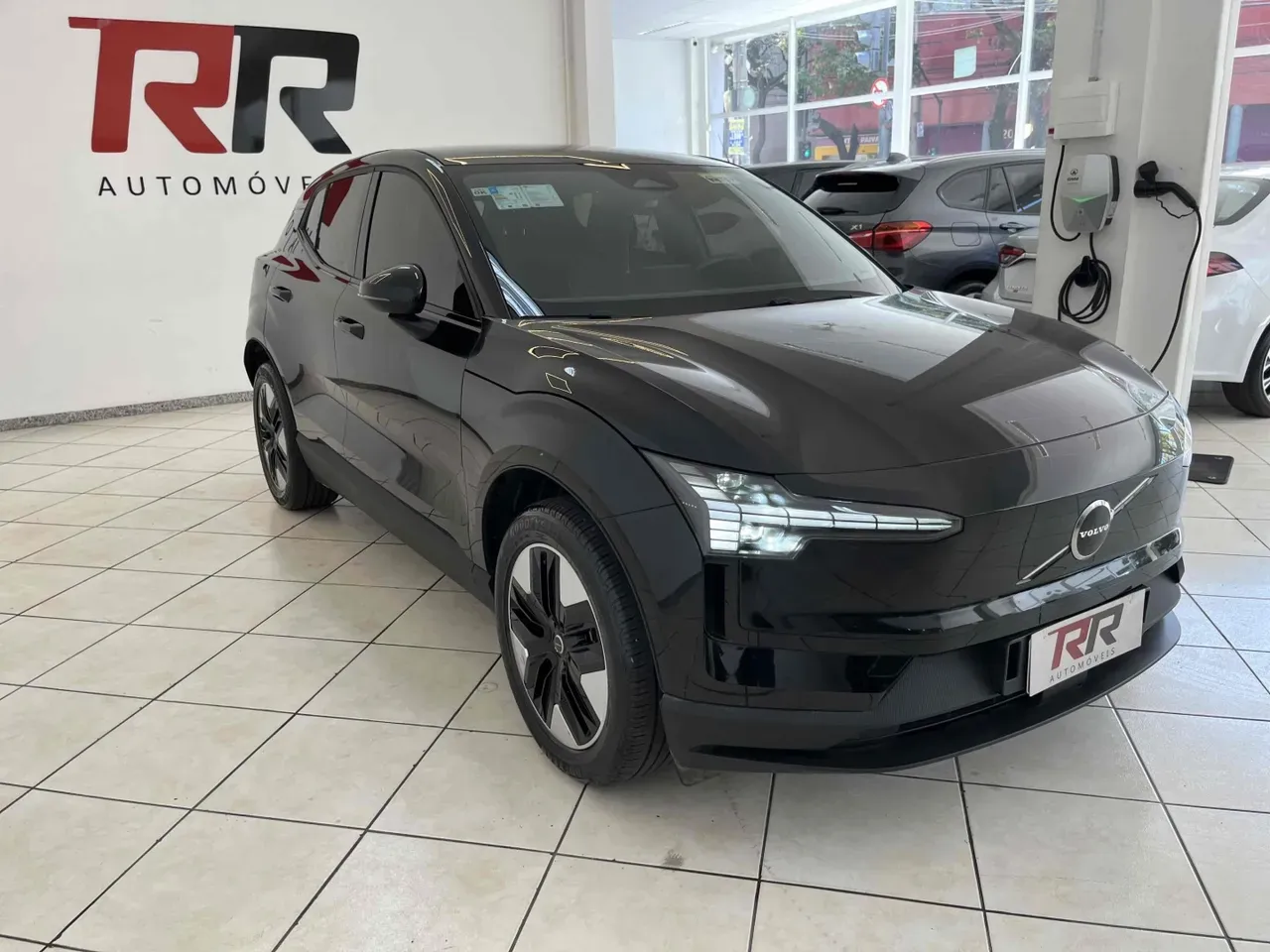 Volvo EX30 - Imagem 3