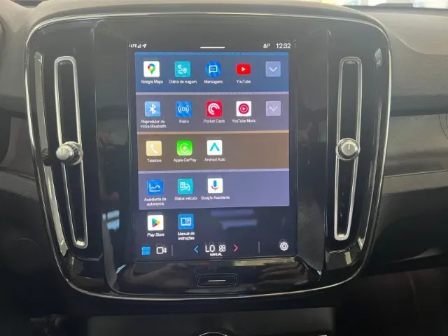 Volvo XC40 Recharge - Imagem 7