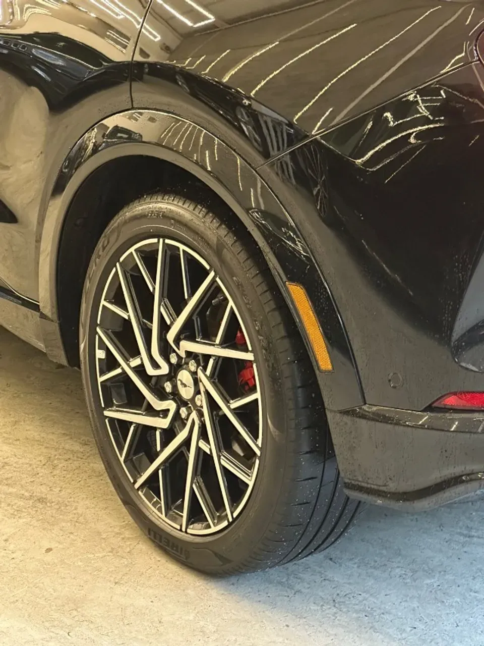 Ford Mustang Mach-e - Imagem 10