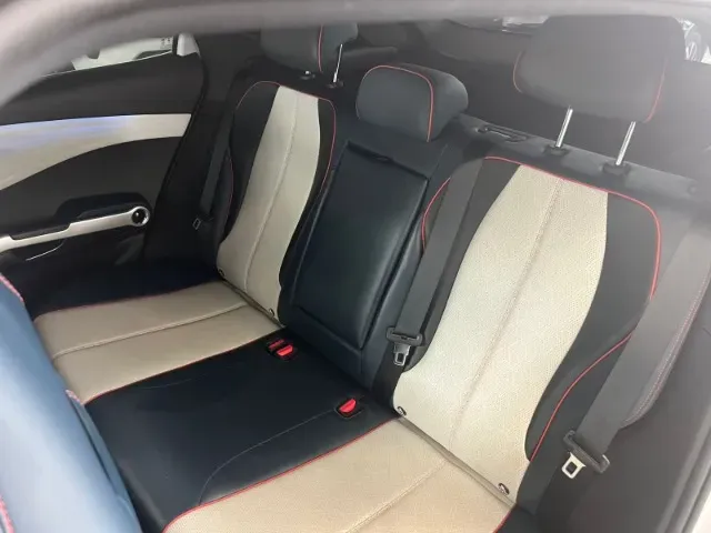 BYD Yuan Plus - Imagem 19