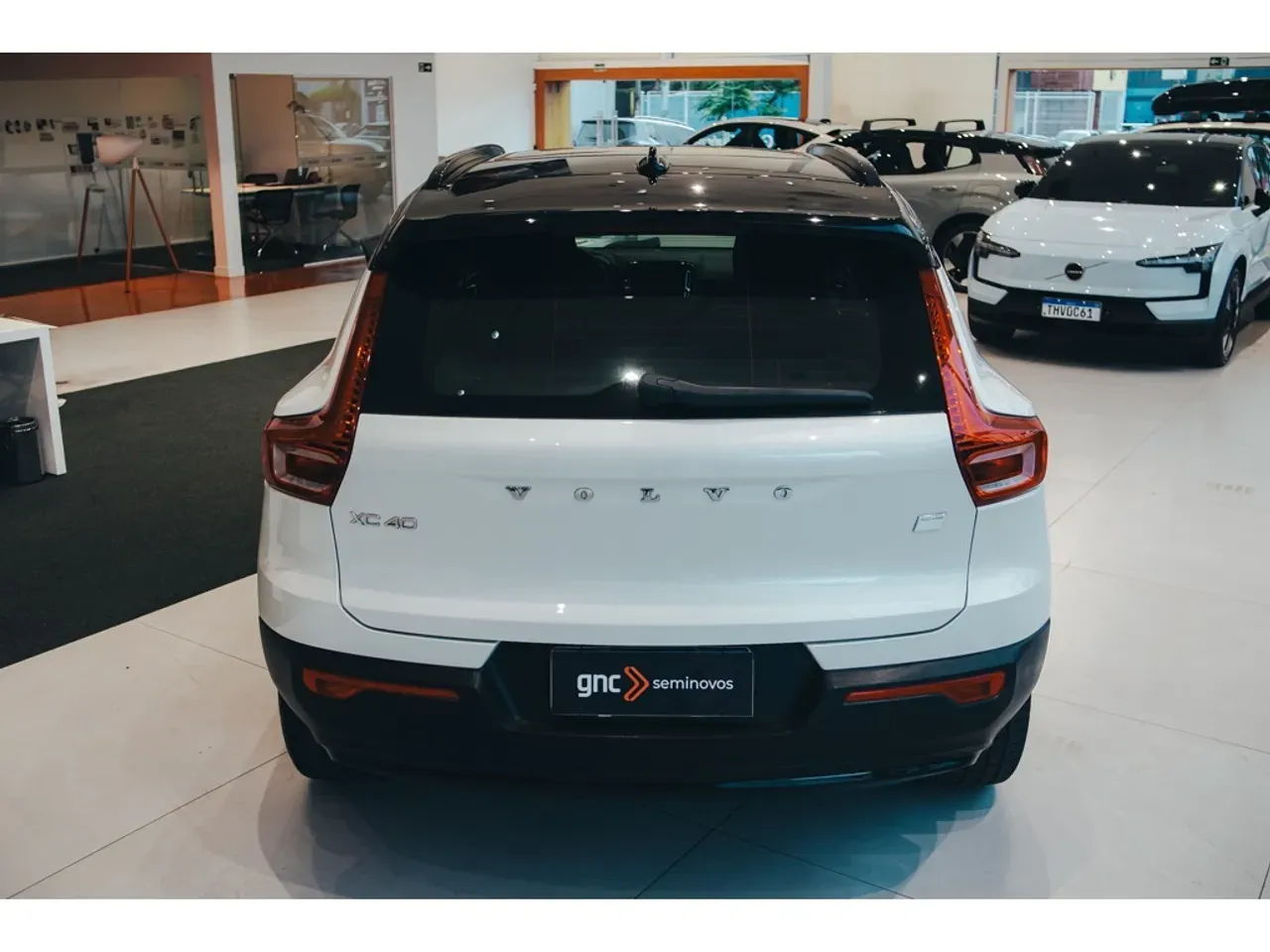 Volvo XC40 Recharge - Imagem 5