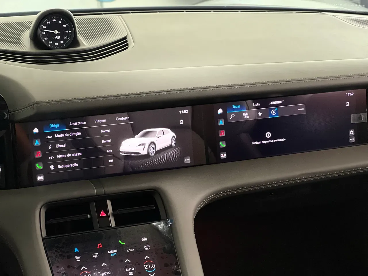 Porsche Taycan - Imagem 14