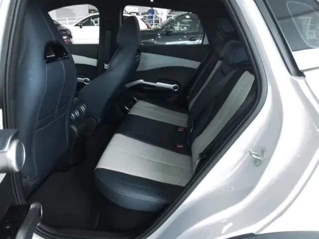 BYD Yuan Plus - Imagem 9