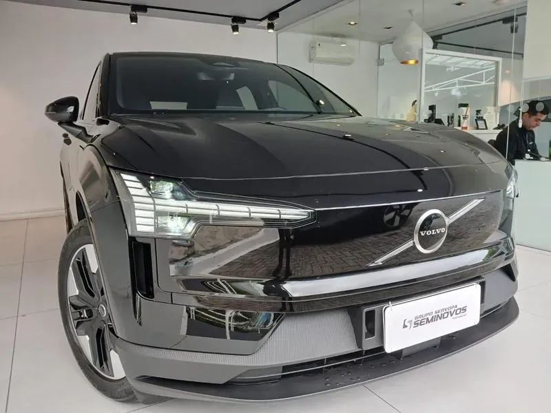 Volvo EX30 - Imagem 3