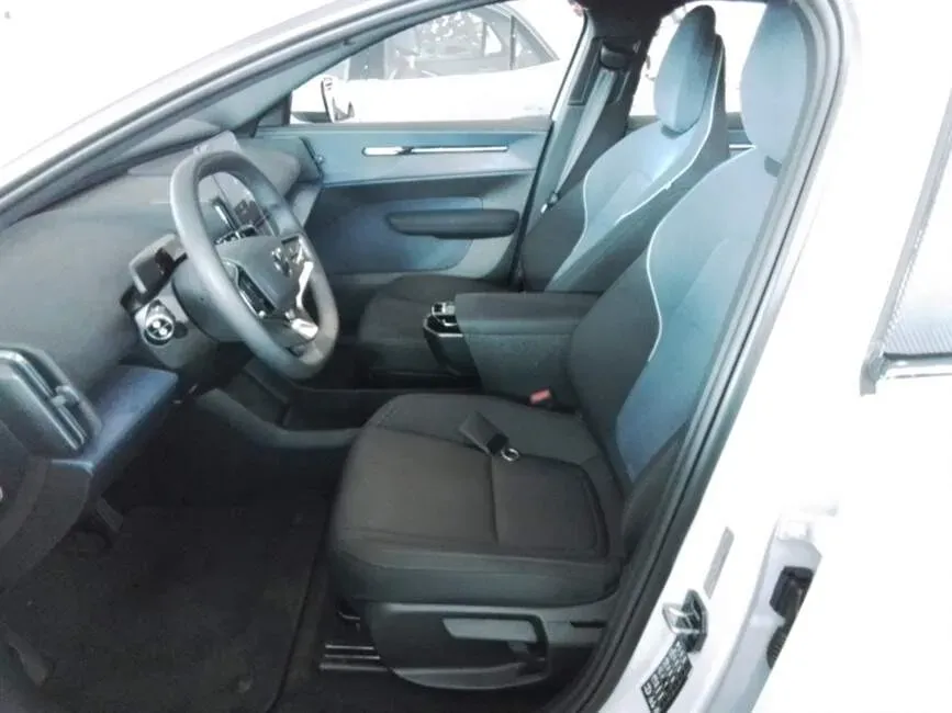 Volvo EX30 - Imagem 8