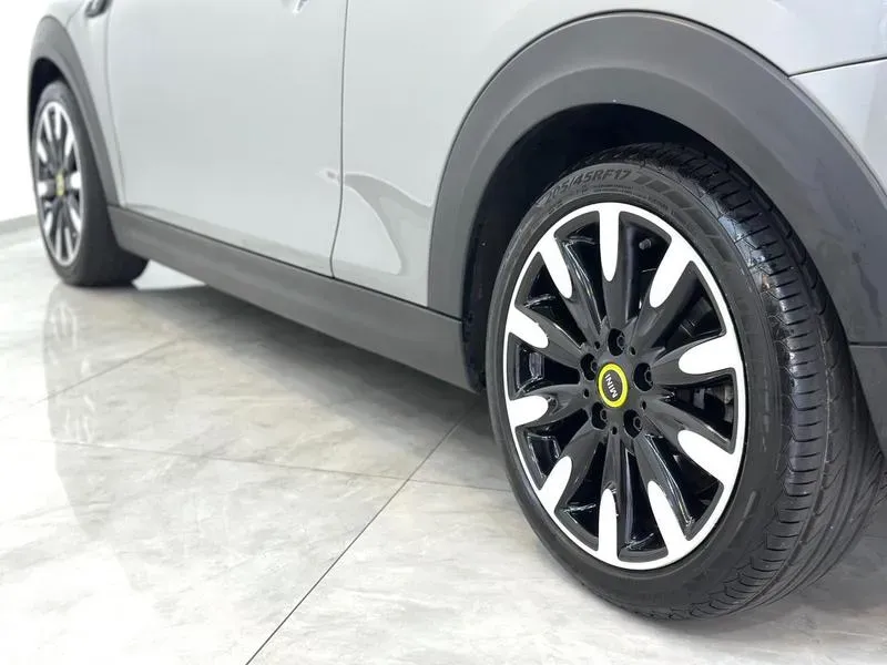 Mini CooperSE - Imagem 12