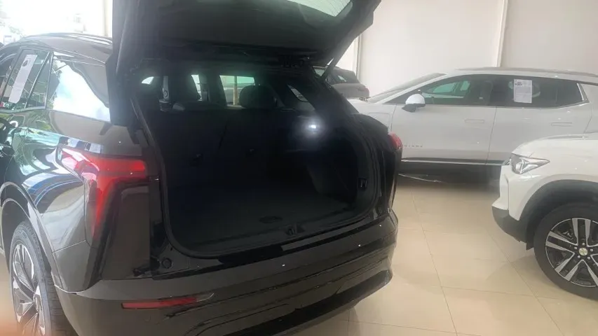 Chevrolet Blazer EV - Imagem 14