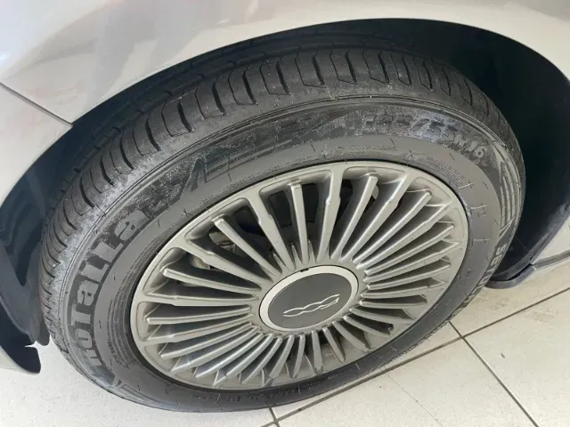 Fiat 500e - Imagem 19