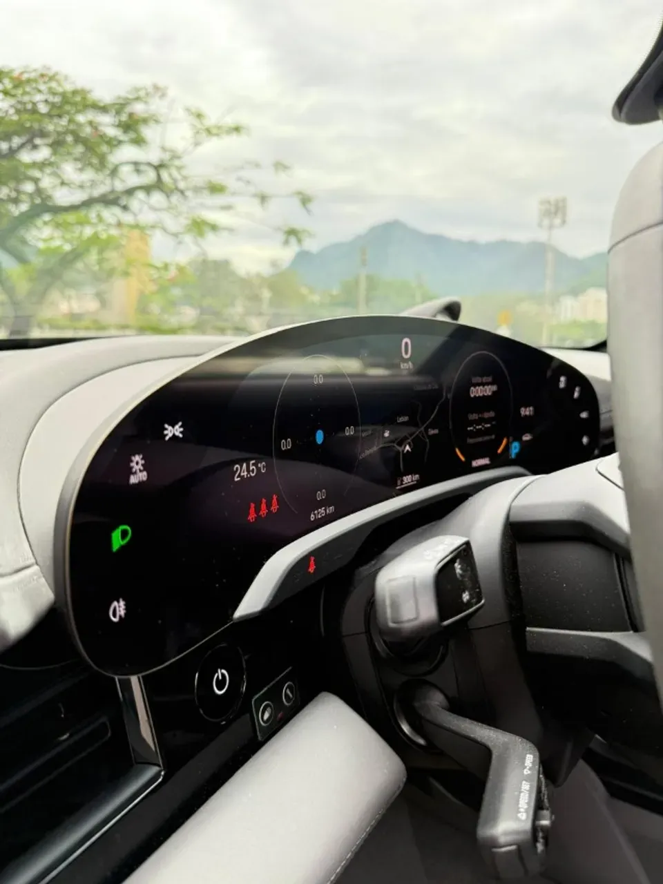 Porsche Taycan - Imagem 20