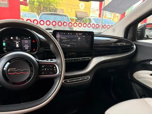 Fiat 500e - Imagem 9