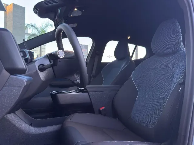 Volvo EX30 - Imagem 15