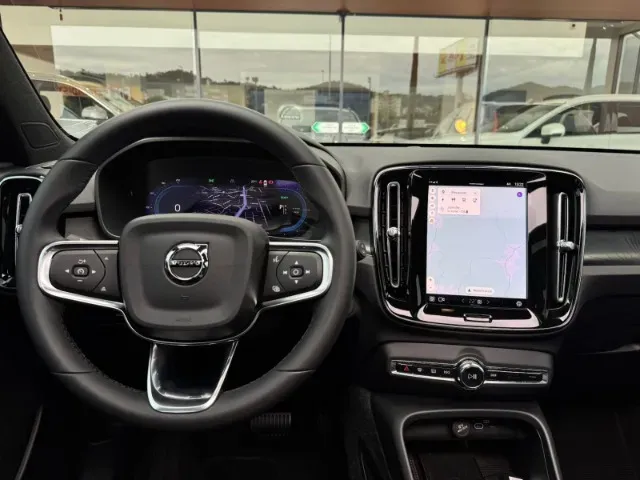 Volvo EX40 - Imagem 5
